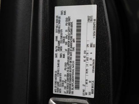 Used 2017 Lincoln MKC Select w/ Select Plus Package AWD/4WD image 41