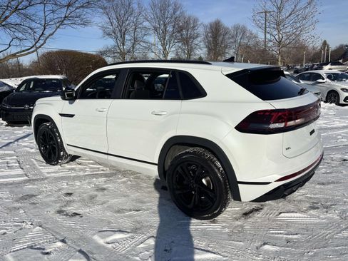 New 2026 Volkswagen Atlas Cross Sport SEL R-Line AWD/4WD image 5