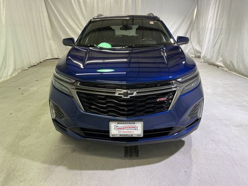 Used 2022 Chevrolet Equinox RS w/ RS Leather Package image 3