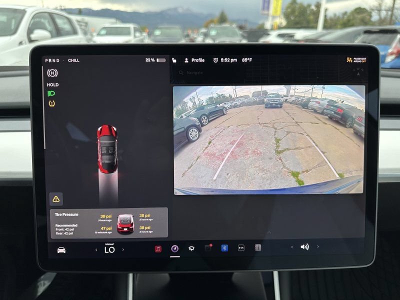 Used 2018 Tesla Model 3 Long Range AWD/4WD image 21