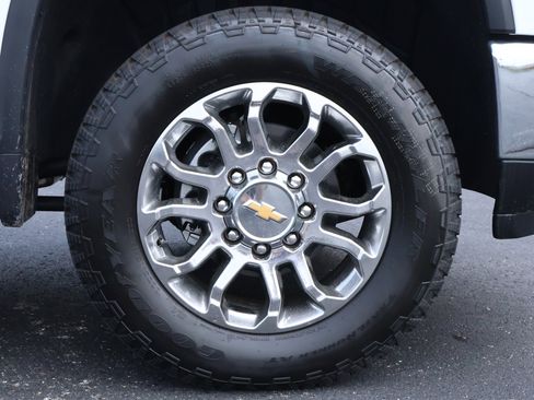 New 2026 Chevrolet Silverado 2500 LTZ w/ LTZ Convenience Package AWD/4WD image 24