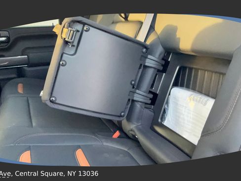 Used 2022 GMC Sierra 2500 AT4 w/ Gooseneck/5TH Wheel Package image 19