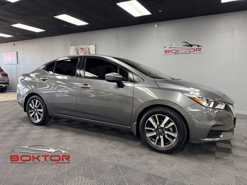 Used 2021 Nissan Versa SV image 1