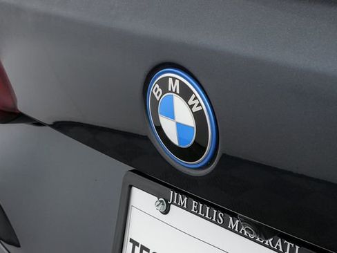 Used 2022 BMW X5 xDrive45e w/ Executive Package image 38