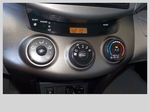 Used 2009 Toyota RAV4 4WD image 24