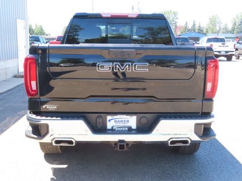 Used 2022 GMC Sierra 1500 SLT w/ SLT Premium Plus Package AWD/4WD image 10