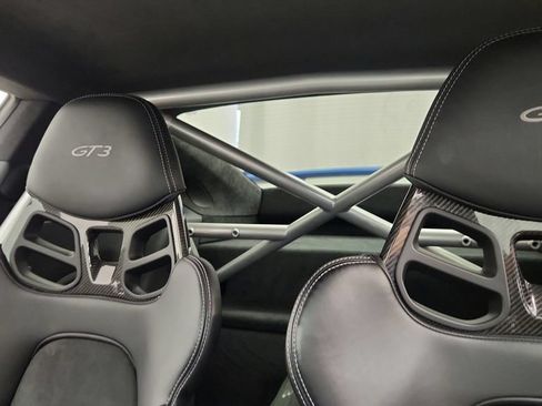 Used 2015 Porsche 911 GT3 RWD image 43