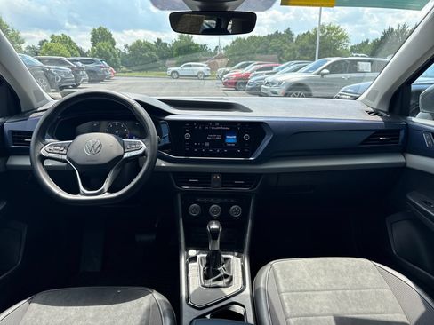 Certified 2023 Volkswagen Taos SE w/ Black Wheel Package FWD image 13