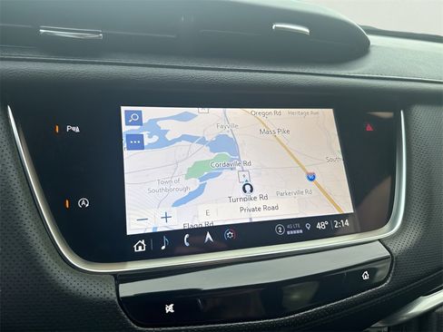 Used 2025 Cadillac XT5 Premium Luxury image 25