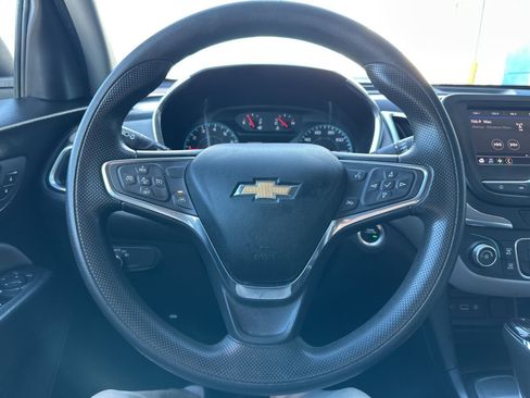 Used 2020 Chevrolet Equinox LS w/ LS Convenience Package image 26