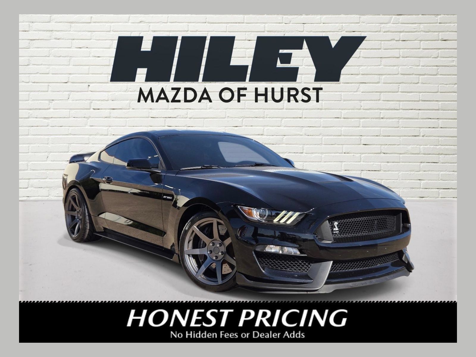 Used 2017 Ford Mustang Shelby GT350 w/ Electronics Package RWD image 1