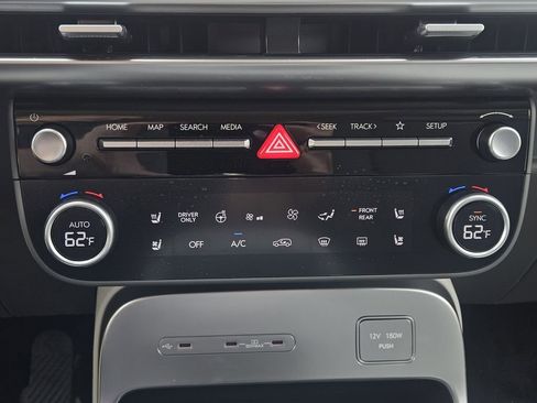 New 2026 Hyundai Ioniq 9 Limited AWD/4WD image 18