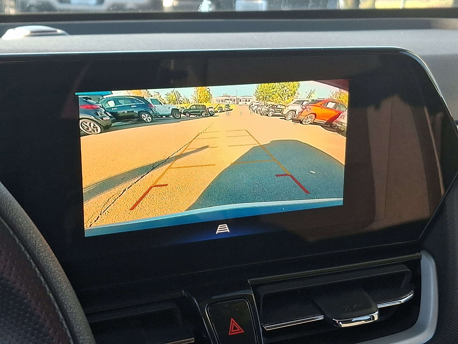 Used 2025 Chevrolet TrailBlazer LT AWD/4WD image 18