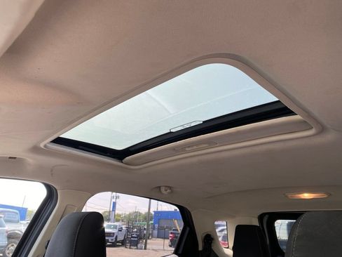 Used 2018 Ford EcoSport SE FWD image 12