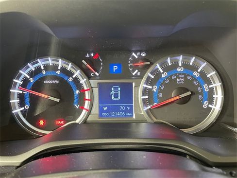 Used 2018 Toyota 4Runner Limited image 5