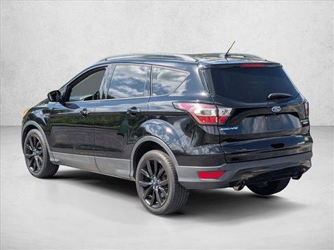 Used 2017 Ford Escape Titanium FWD image 6