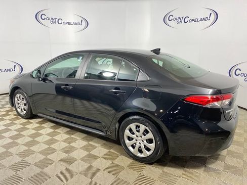 Certified 2022 Toyota Corolla LE FWD image 4