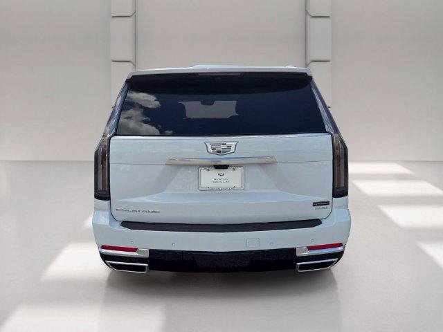 New 2026 Cadillac Escalade ESV Luxury w/ LPO, Radiant Package AWD/4WD image 4
