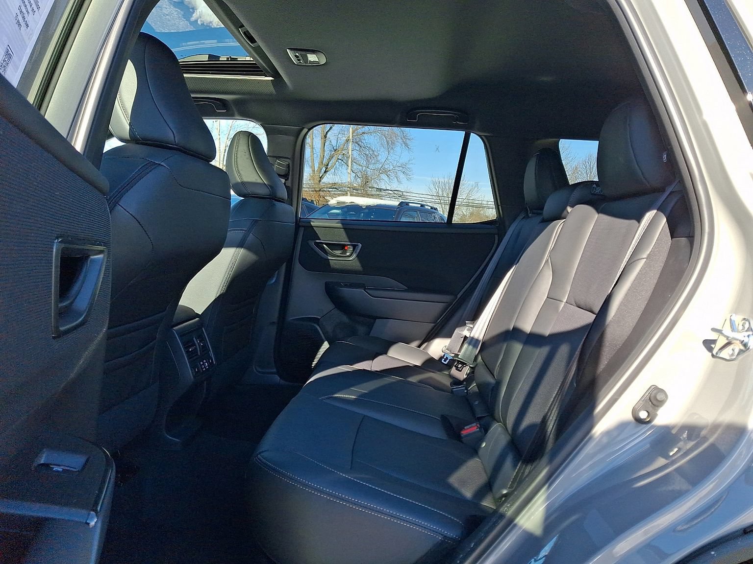 New 2026 Subaru Outback Limited w/ Premium/Limited Plus Package AWD/4WD image 5