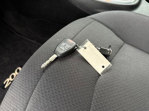 Used 2013 Chrysler 200 LX image 29