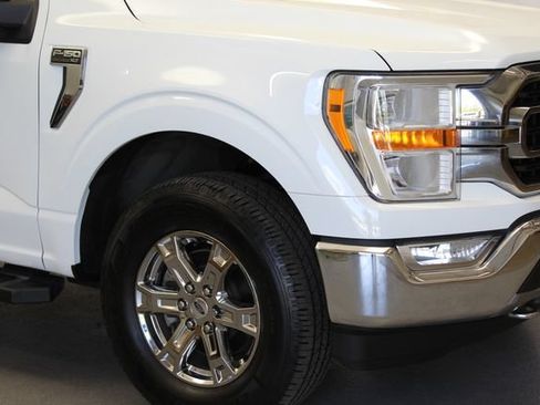 Used 2021 Ford F150 XLT w/ XTR Package AWD/4WD image 4