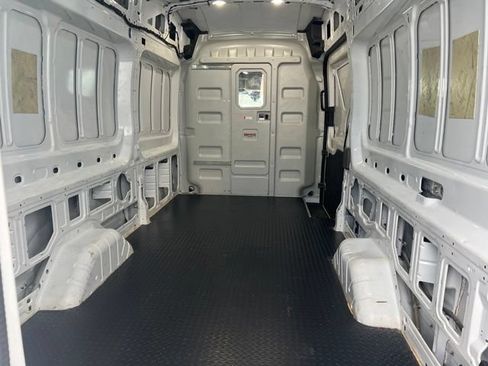 Used 2022 Ford Transit 250 148 High Roof Extended AWD image 27
