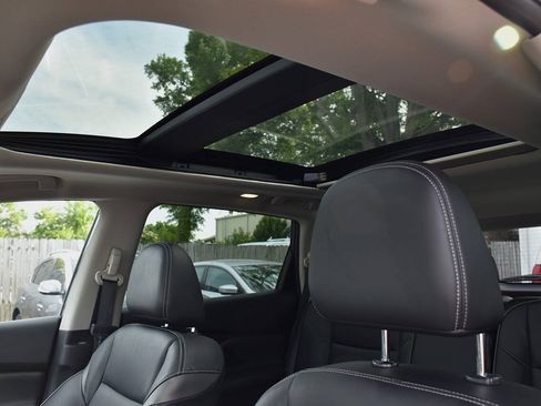 Used 2020 Nissan Murano Platinum w/ Cargo Package FWD image 15