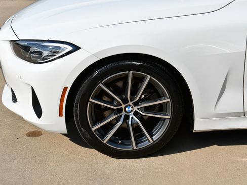 Used 2024 BMW 430i Convertible image 4