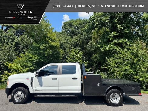 Used 2025 Ford F350 XL AWD/4WD image 1