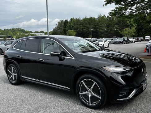 Certified 2023 Mercedes-Benz EQS 580 4MATIC SUV image 2