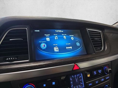 Used 2017 Genesis G80 3.8 w/ Option Group 03 image 23