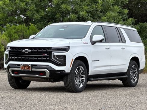 New 2026 Chevrolet Suburban Z71 AWD/4WD image 8