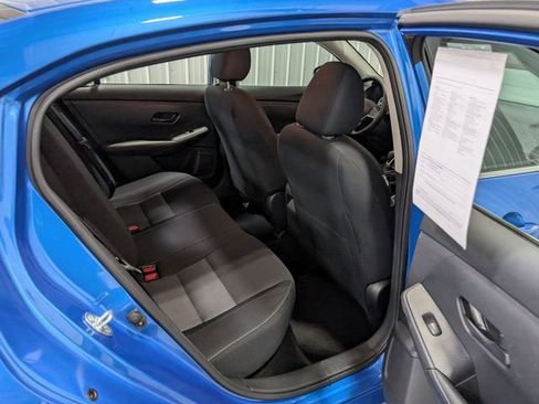 Used 2025 Nissan Sentra SV image 25