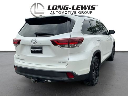 Used 2019 Toyota Highlander SE AWD/4WD image 7