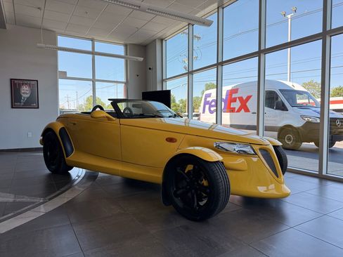 Used 1999 Plymouth Prowler RWD image 1