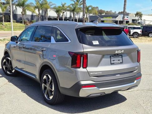 New 2026 Kia Sorento EX image 11