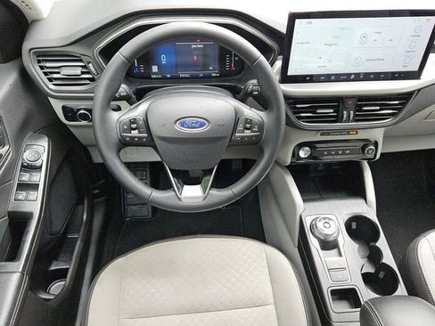 Used 2023 Ford Escape Active w/ Tech Pack #1 FWD image 12