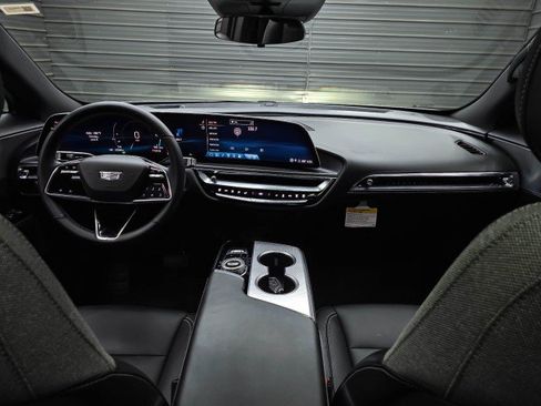 Used 2024 Cadillac Lyriq Tech w/ Driver Assist Package AWD/4WD image 11