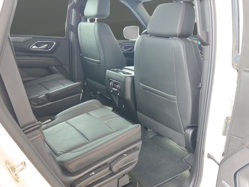 Used 2022 Chevrolet Tahoe RST w/ Luxury Package AWD/4WD image 25