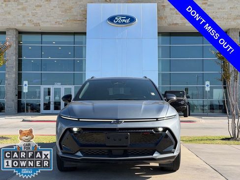 Used 2024 Chevrolet Equinox EV RS FWD image 2