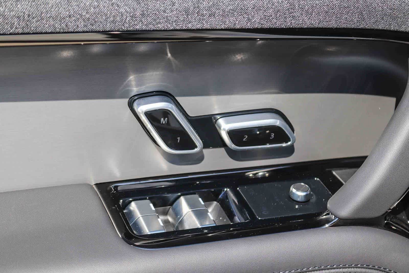 New 2026 Land Rover Range Rover Sport Dynamic SE AWD/4WD image 21