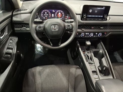 Used 2024 Honda Accord EX image 9
