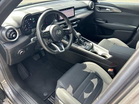 Used 2024 Alfa Romeo Tonale Ti AWD/4WD image 18