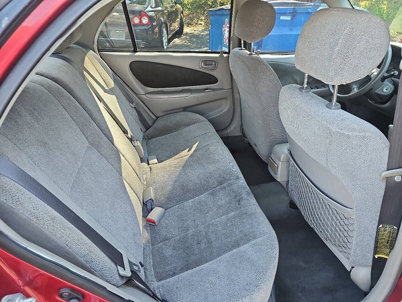 Used 2001 Chevrolet Prizm FWD image 15