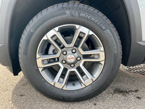 New 2026 GMC Terrain Elevation image 14