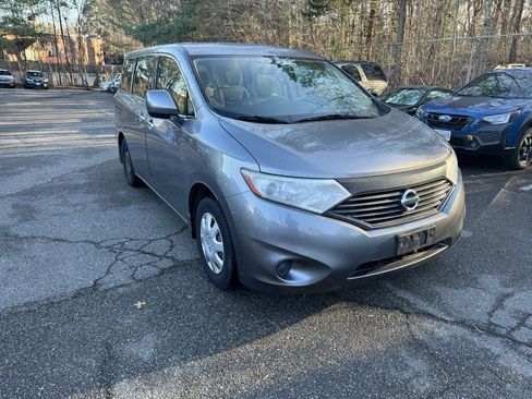 Used 2015 Nissan Quest S image 1