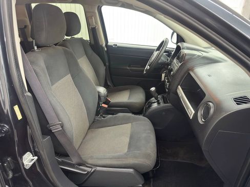 Used 2015 Jeep Compass Sport image 9