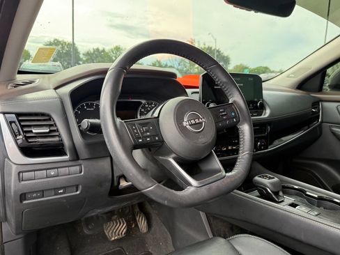Used 2023 Nissan Rogue SL w/ SL Premium Package AWD/4WD image 10