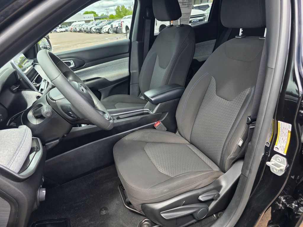 Used 2024 Jeep Compass Sport AWD/4WD image 4