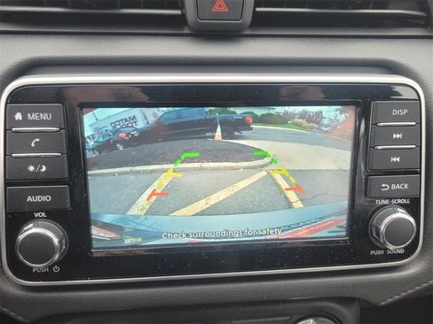 Used 2023 Nissan Versa SV image 37